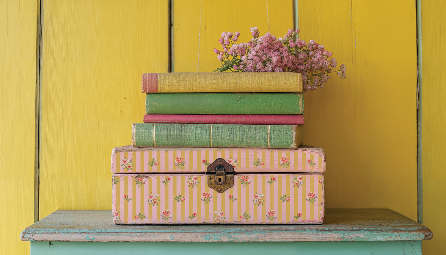 Ditsy Blooms IOD Paint Inlay