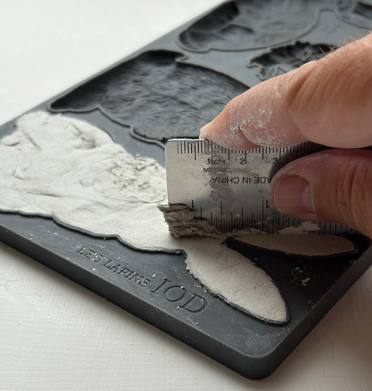 Les Lapins IOD Decor Mould