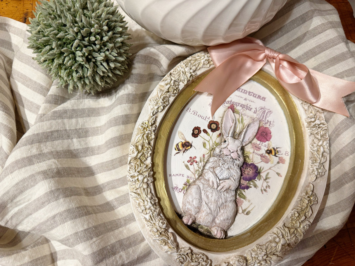 Les Lapins IOD Decor Mould